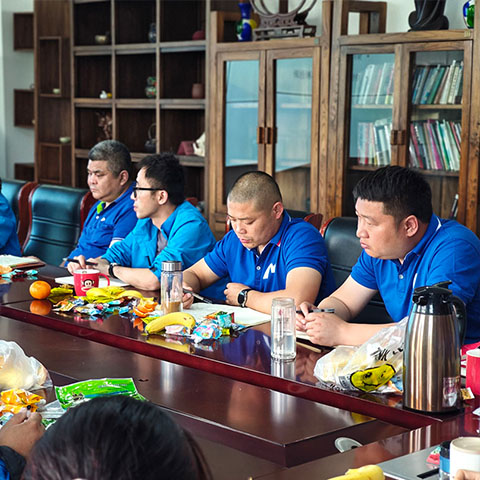 讀書(shū)會(huì)